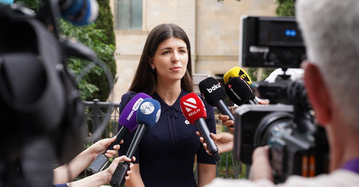 微信号买卖:流量卡如何查询本月应缴纳的费用?